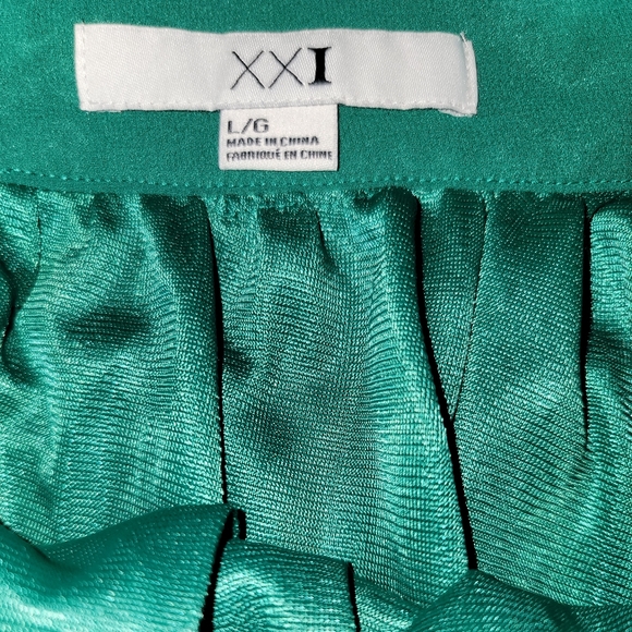 Green Chiffon Mini Skirt From Forever 21 - Picture 3 of 7